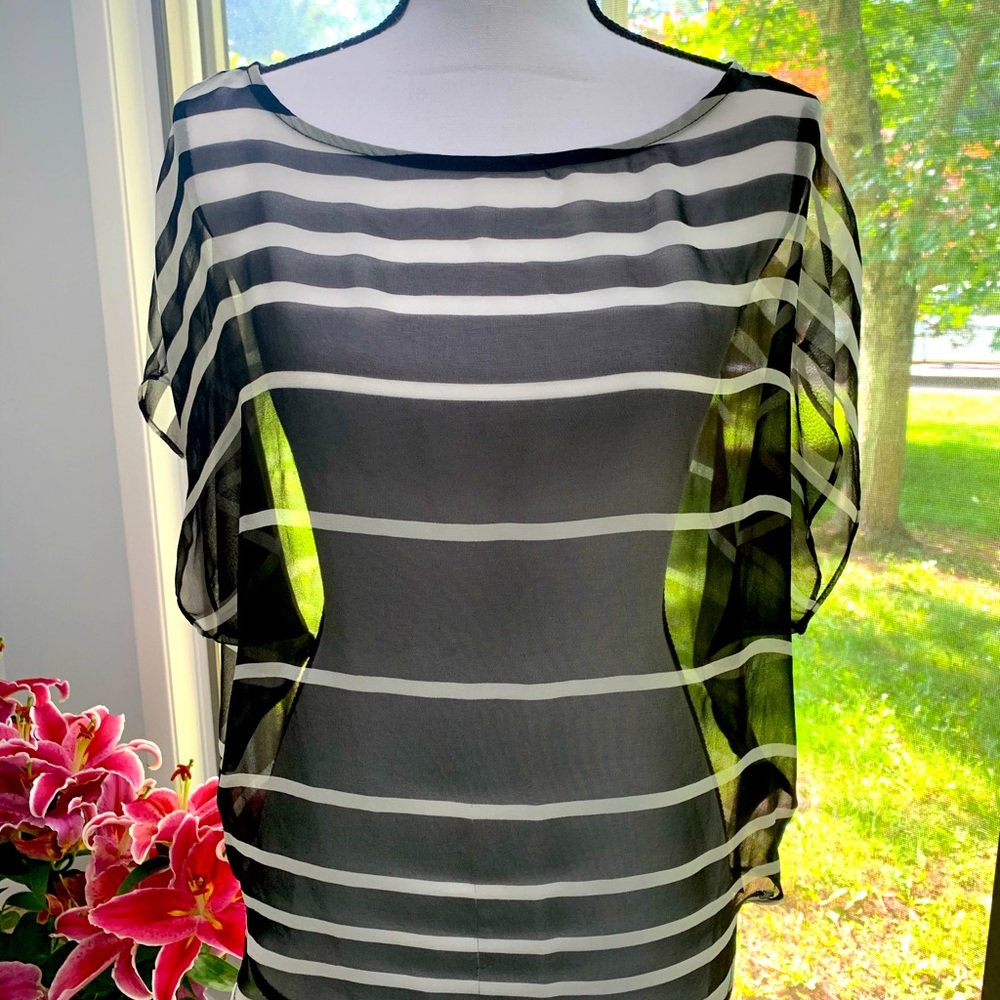 Guess dolman shirt